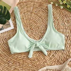 BRAND NEW NEVER WORN mint green bikini top